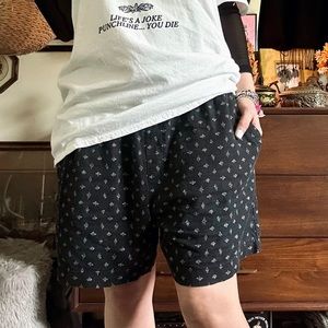 black ikat old navy casual linen / rayon shorts / size large